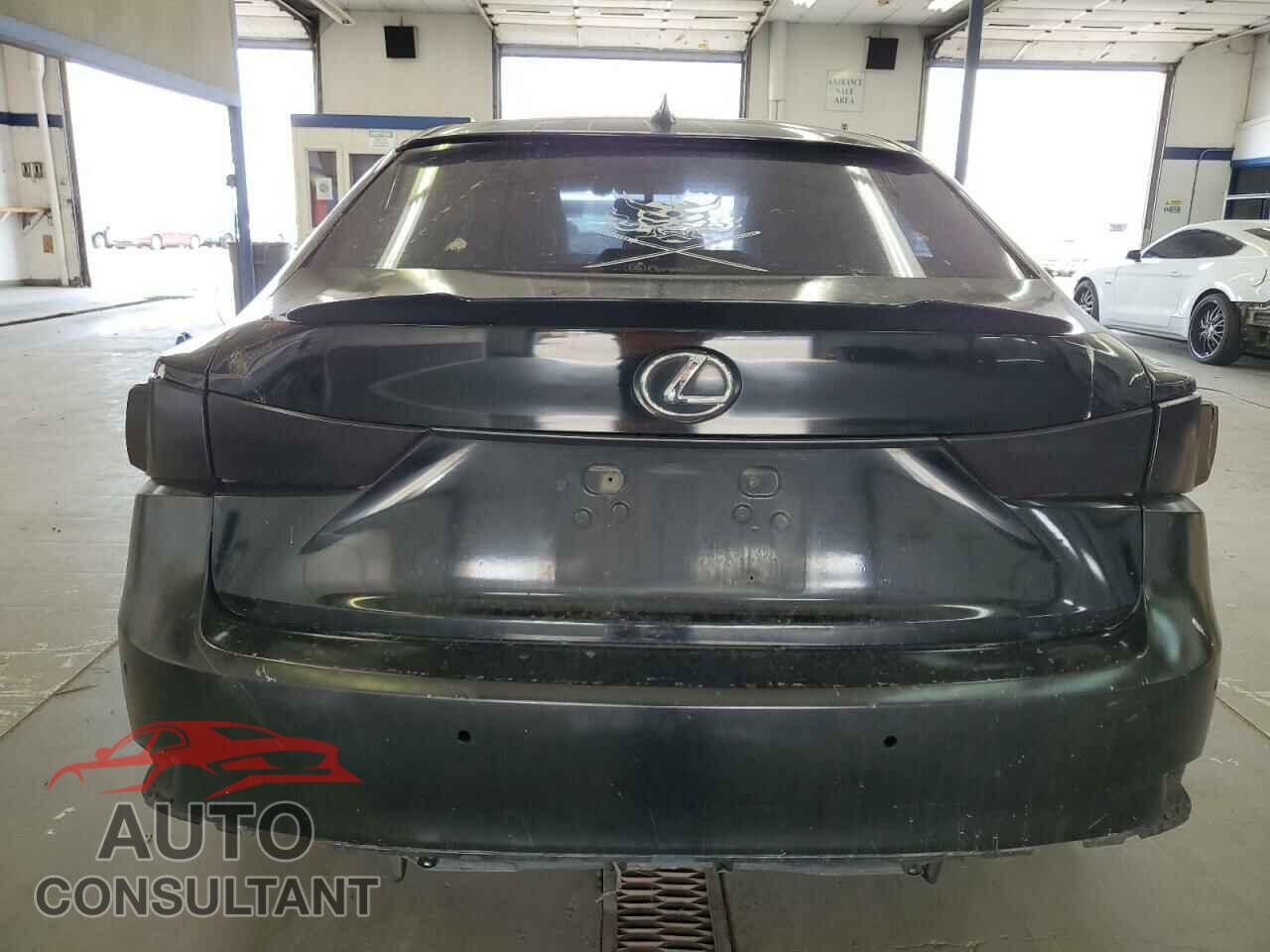 LEXUS IS 2014 - JTHBF1D29E5015694