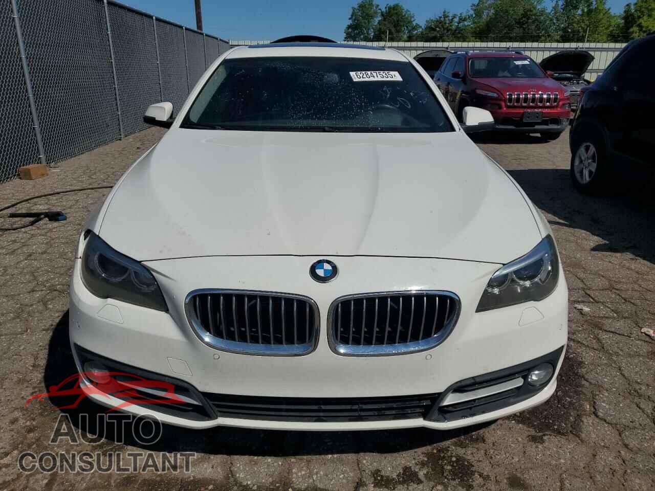 BMW 5 SERIES 2016 - WBA5A7C55GG150655