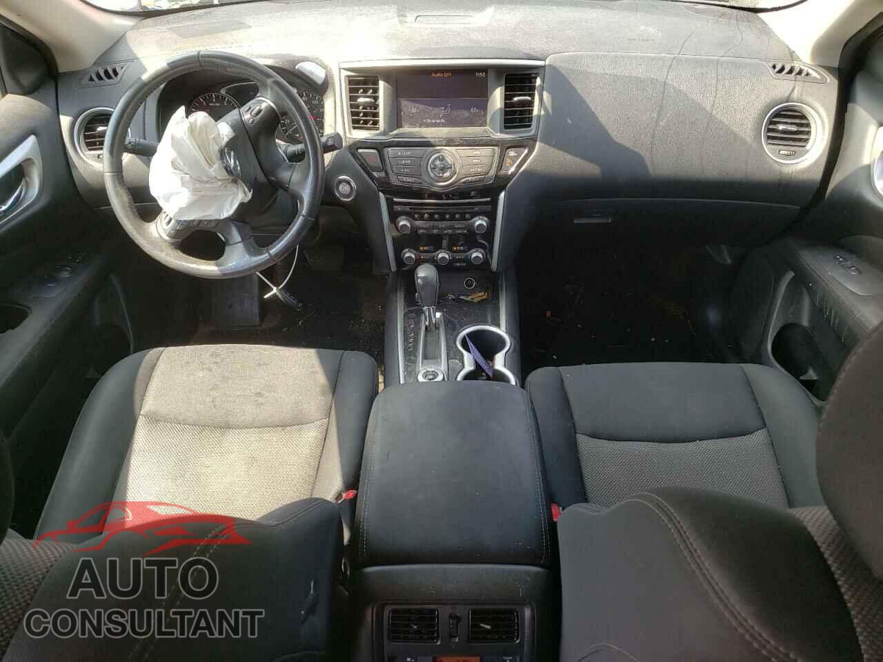 NISSAN PATHFINDER 2017 - 5N1DR2MM9HC651505