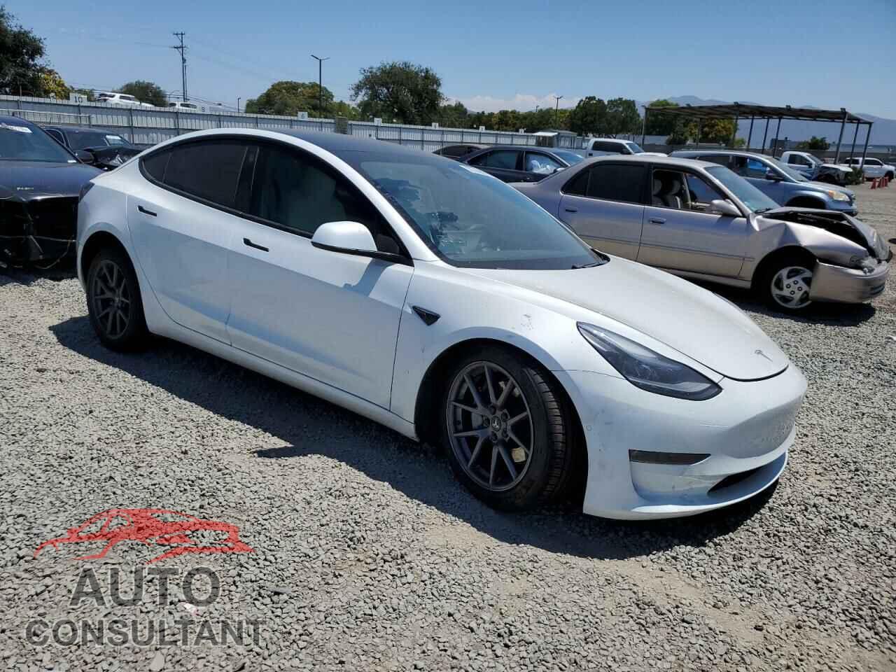 TESLA MODEL 3 2021 - 5YJ3E1EB7MF937689