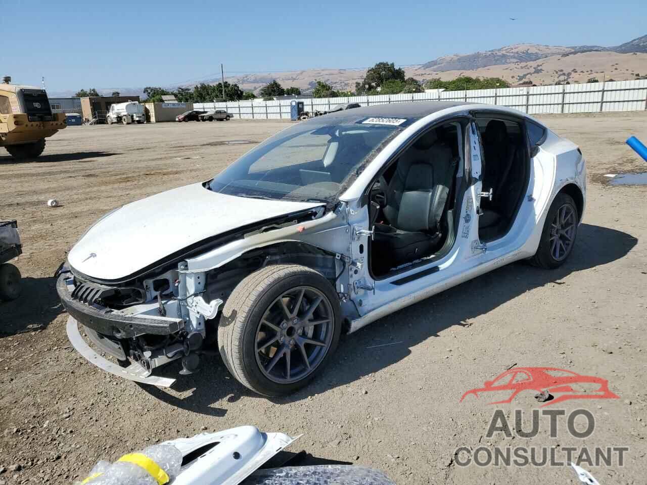 TESLA MODEL 3 2022 - 5YJ3E1EA5NF243091