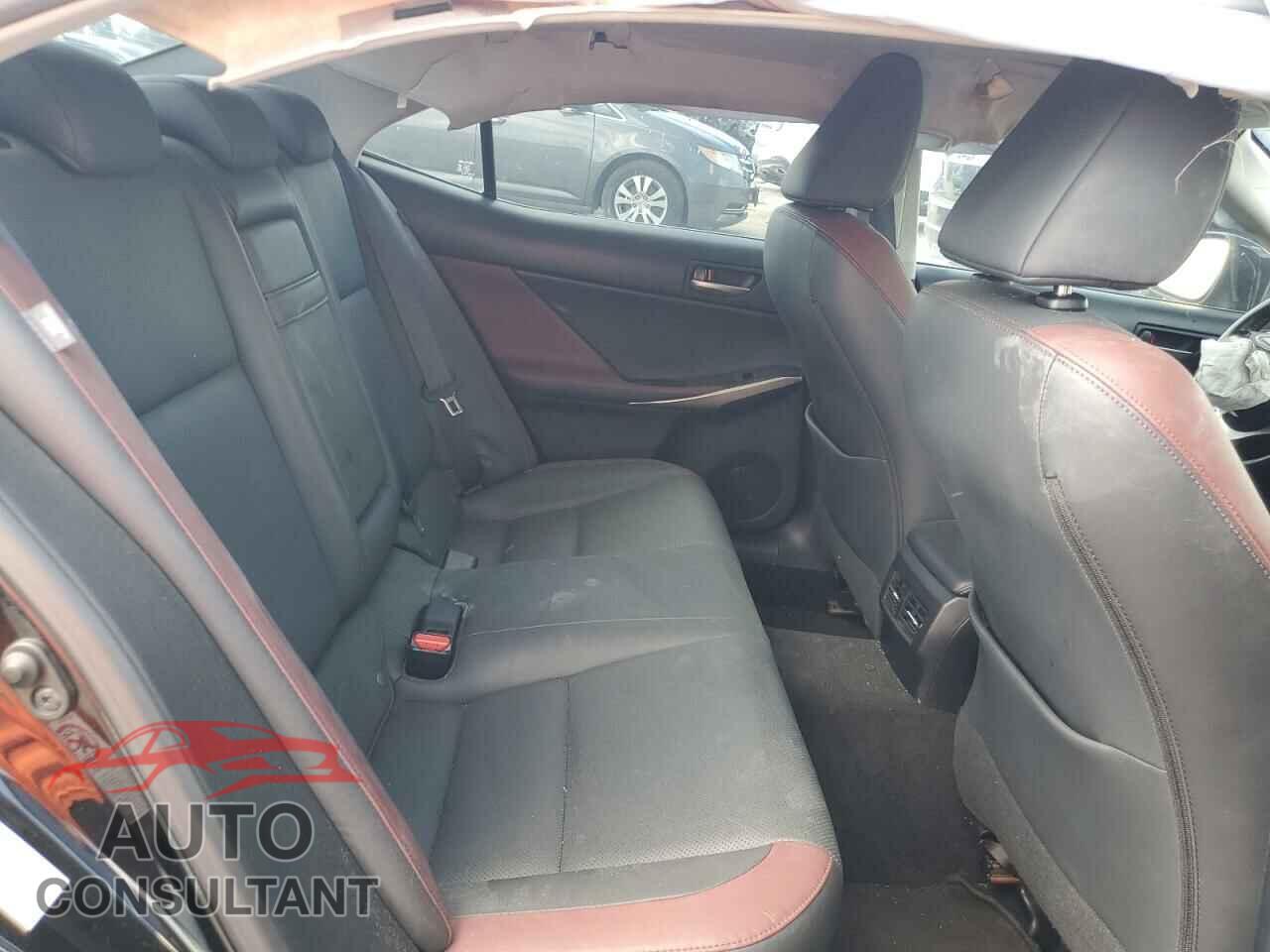 LEXUS IS 2017 - JTHBA1D2XH5049873