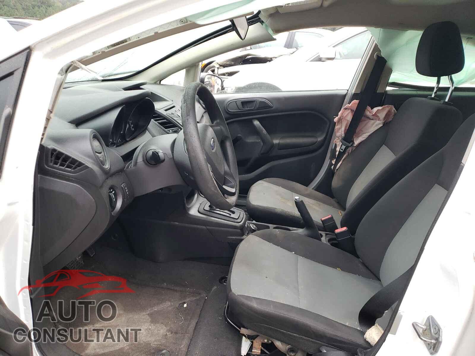 FORD FIESTA 2017 - 3FADP4AJ5HM128406