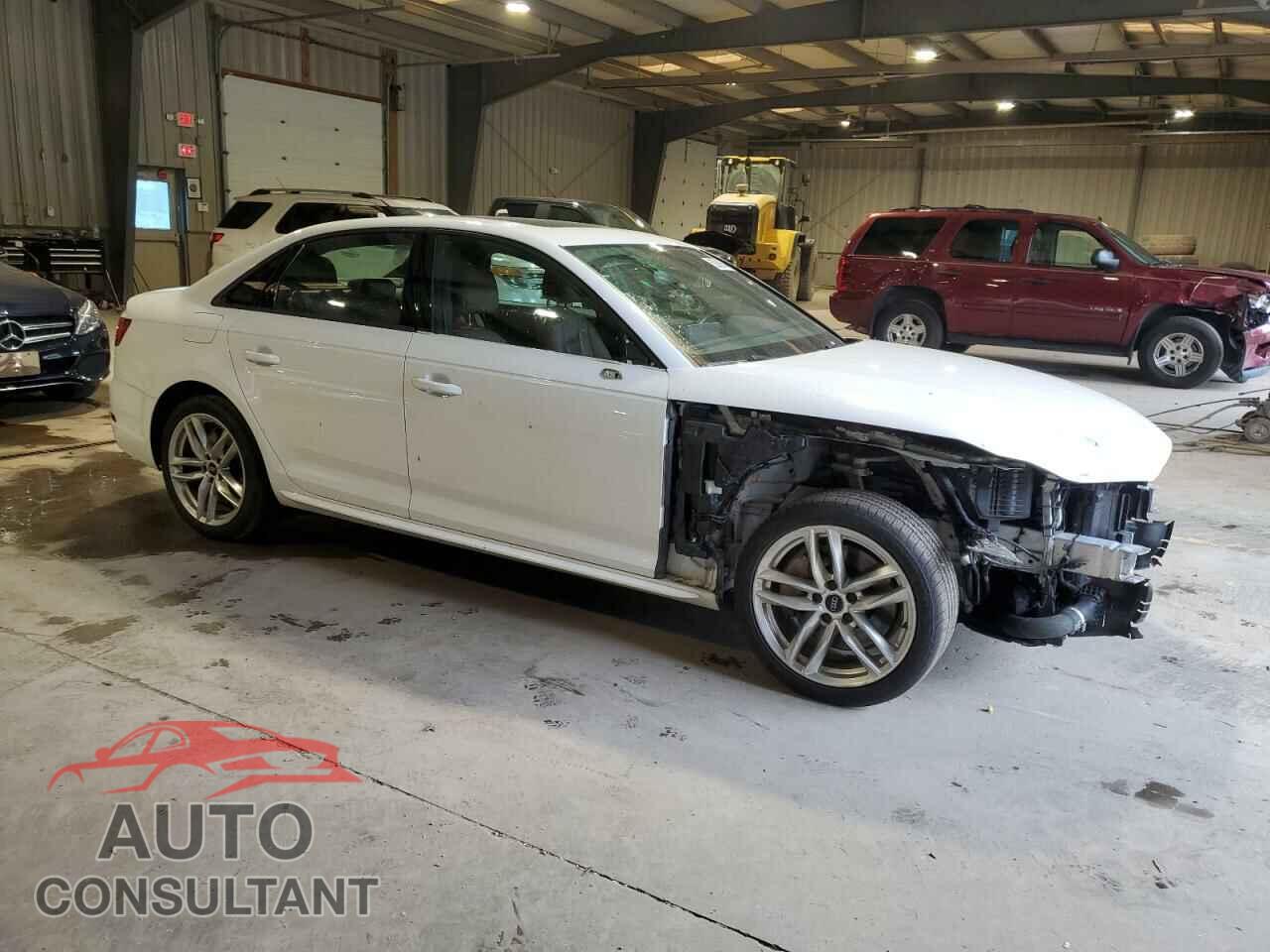 AUDI A4 2017 - WAUDNAF40HN056227