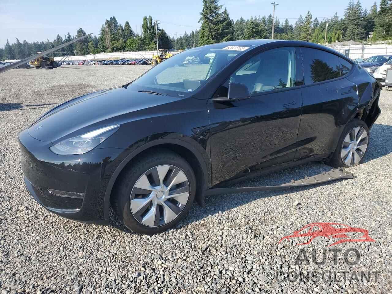 TESLA MODEL Y 2024 - 7SAYGAEE0RF983448