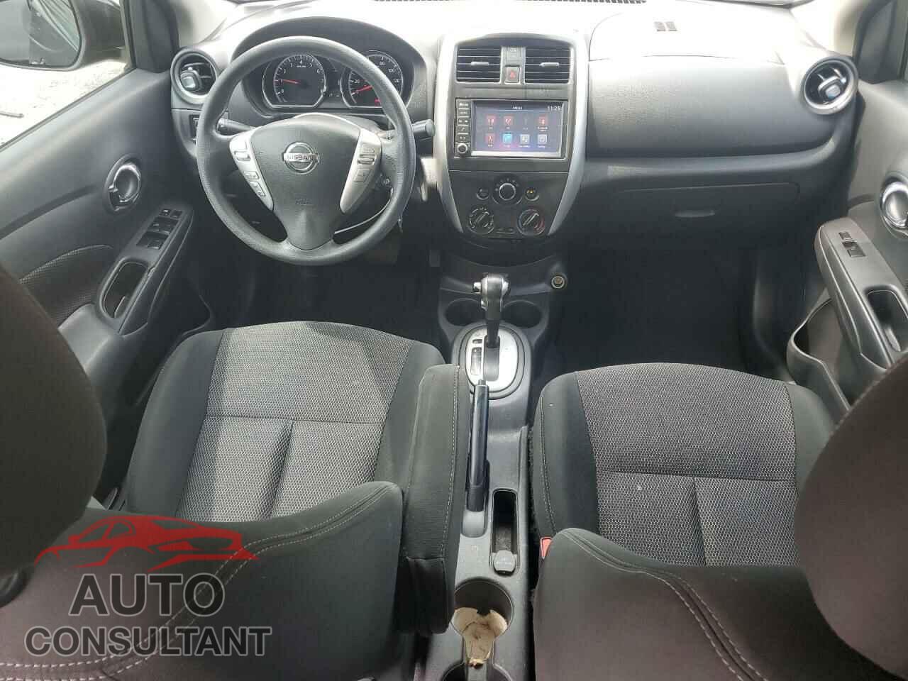 NISSAN VERSA 2019 - 3N1CN7AP3KL813828
