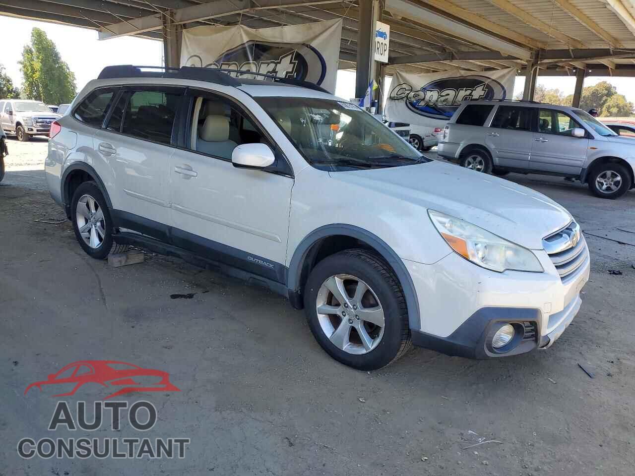 SUBARU OUTBACK 2014 - 4S4BRBLC8E3308731