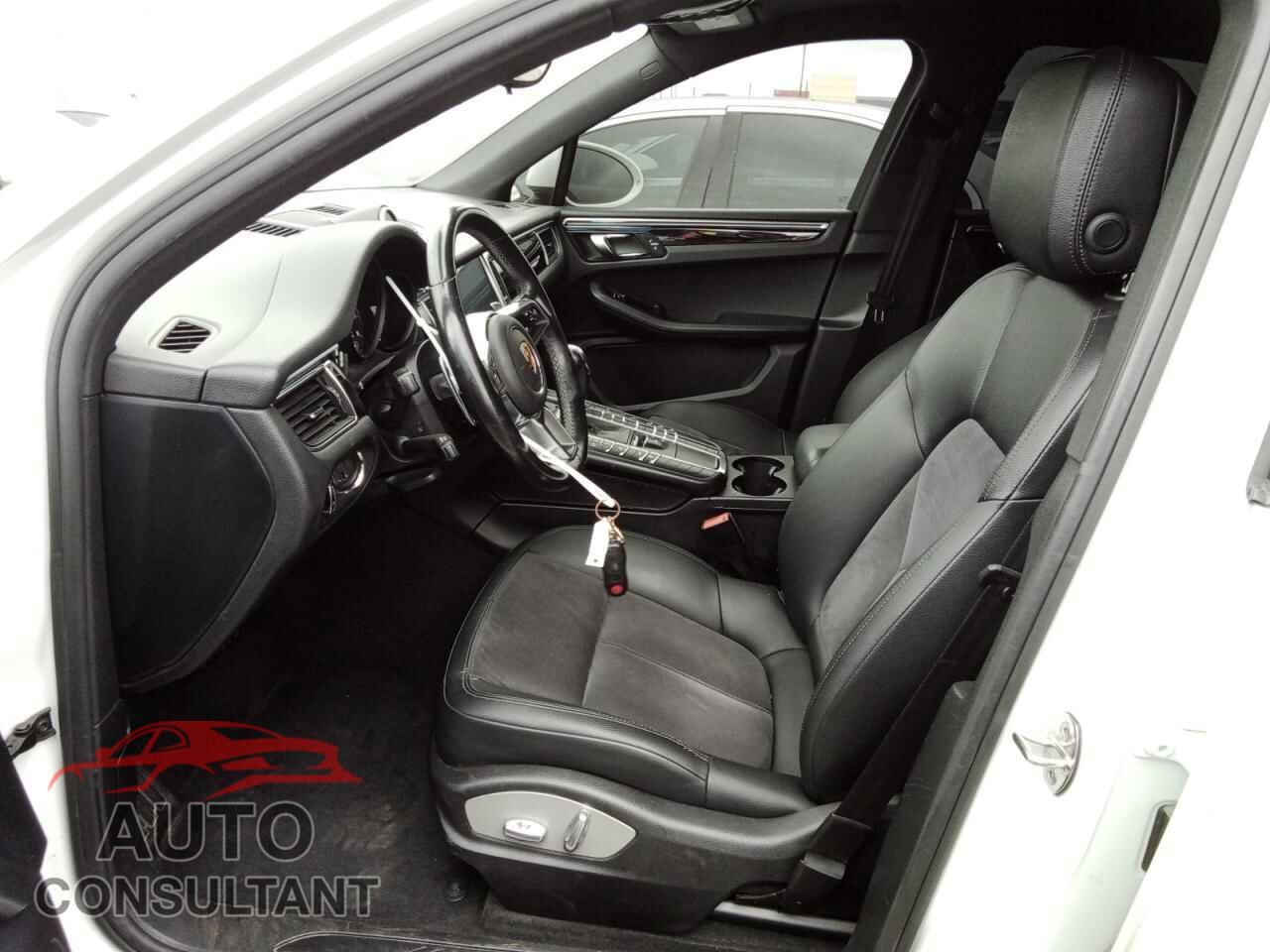 PORSCHE MACAN 2017 - WP1AA2A56HLB81170