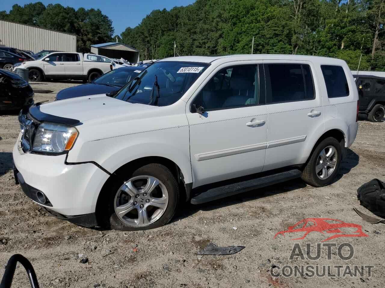 HONDA PILOT 2015 - 5FNYF4H5XFB015303