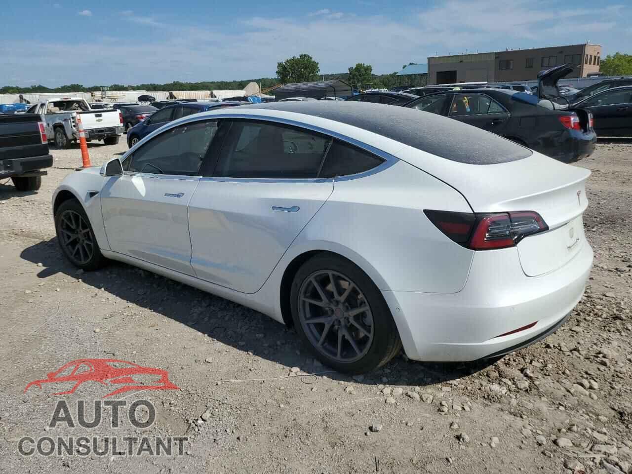 TESLA MODEL 3 2018 - 5YJ3E1EA4JF049291