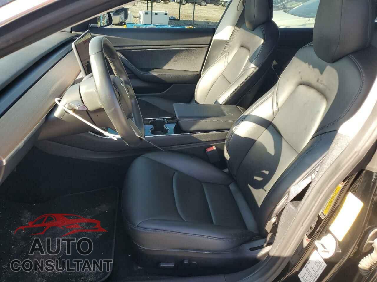 TESLA MODEL 3 2018 - 5YJ3E1EA9JF165621