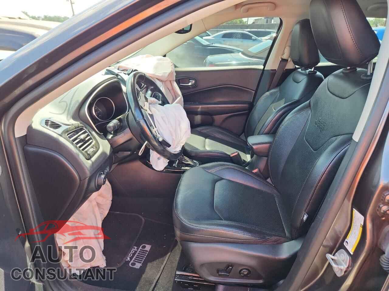 JEEP COMPASS 2021 - 3C4NJDCB9MT527826