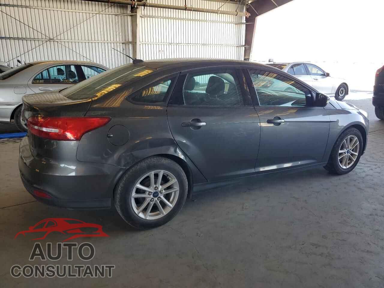 FORD FOCUS 2015 - 1FADP3F22FL288043
