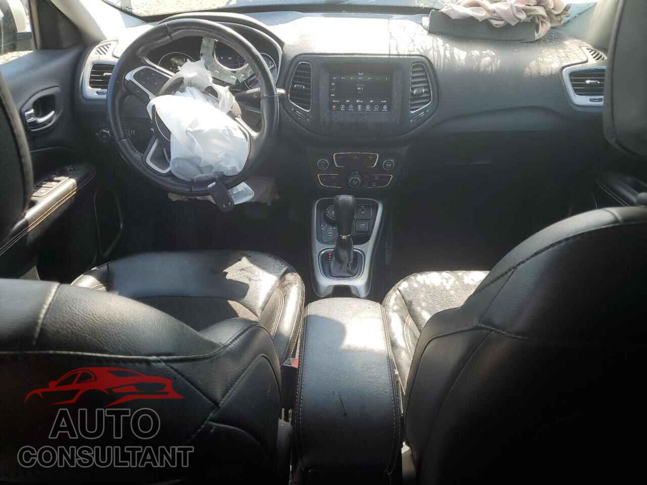 JEEP COMPASS 2020 - 3C4NJDBB4LT225330