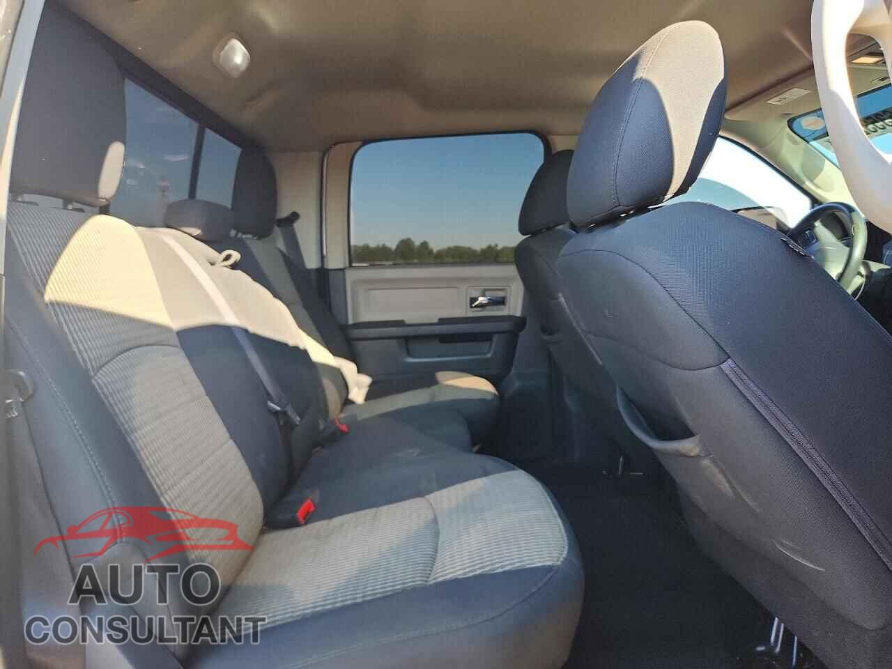 DODGE RAM 2500 2012 - 3C6UD5DL1CG236526