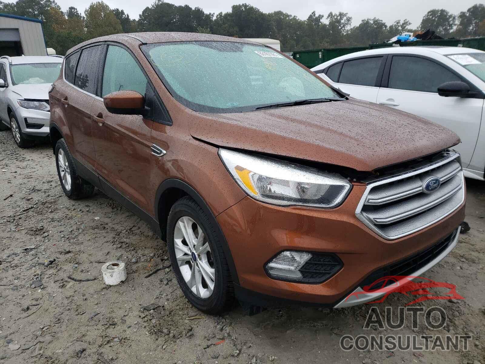 FORD ESCAPE 2017 - 1FMCU0GD3HUA98581