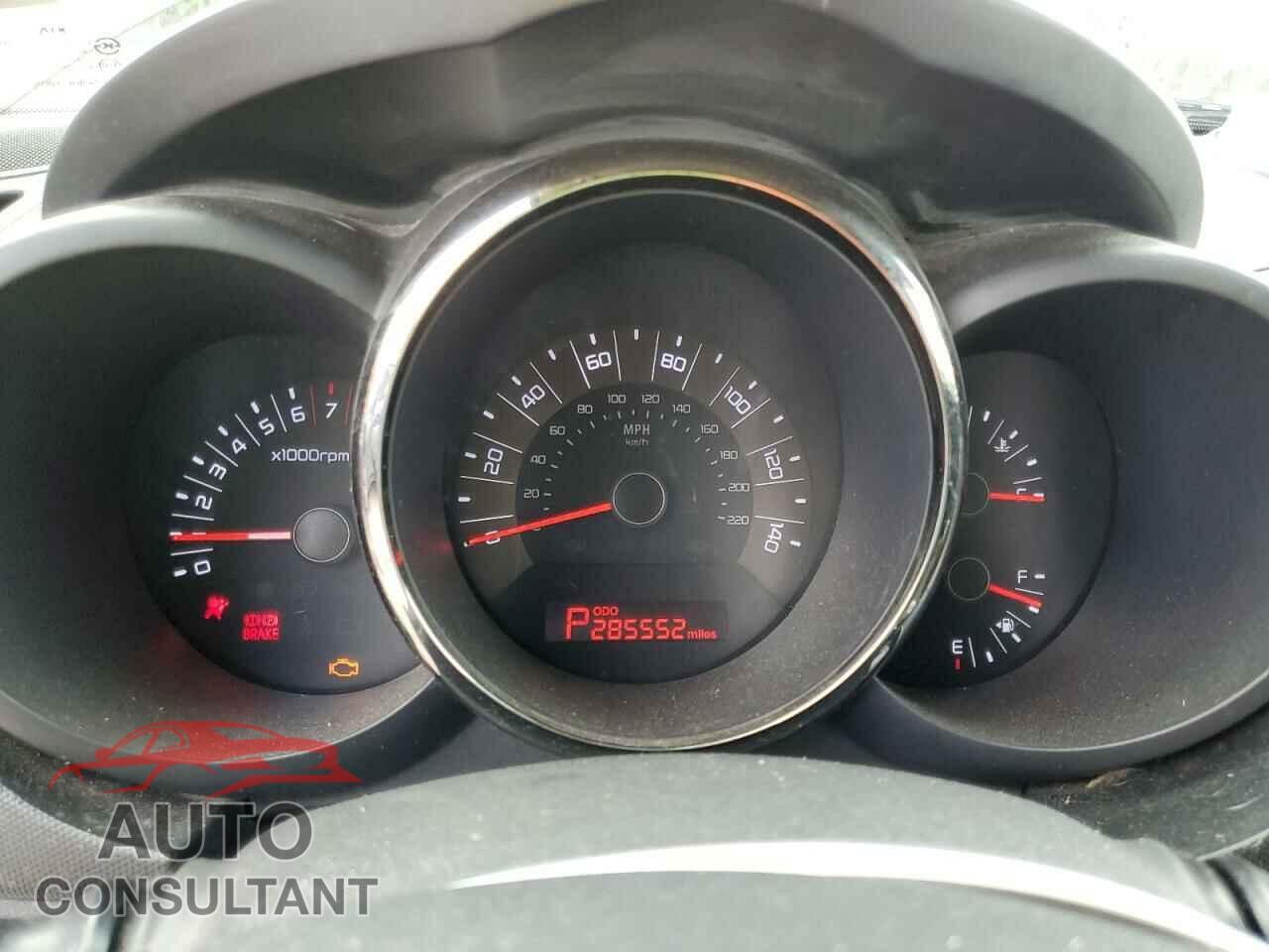 KIA SOUL 2011 - KNDJT2A22B7242550