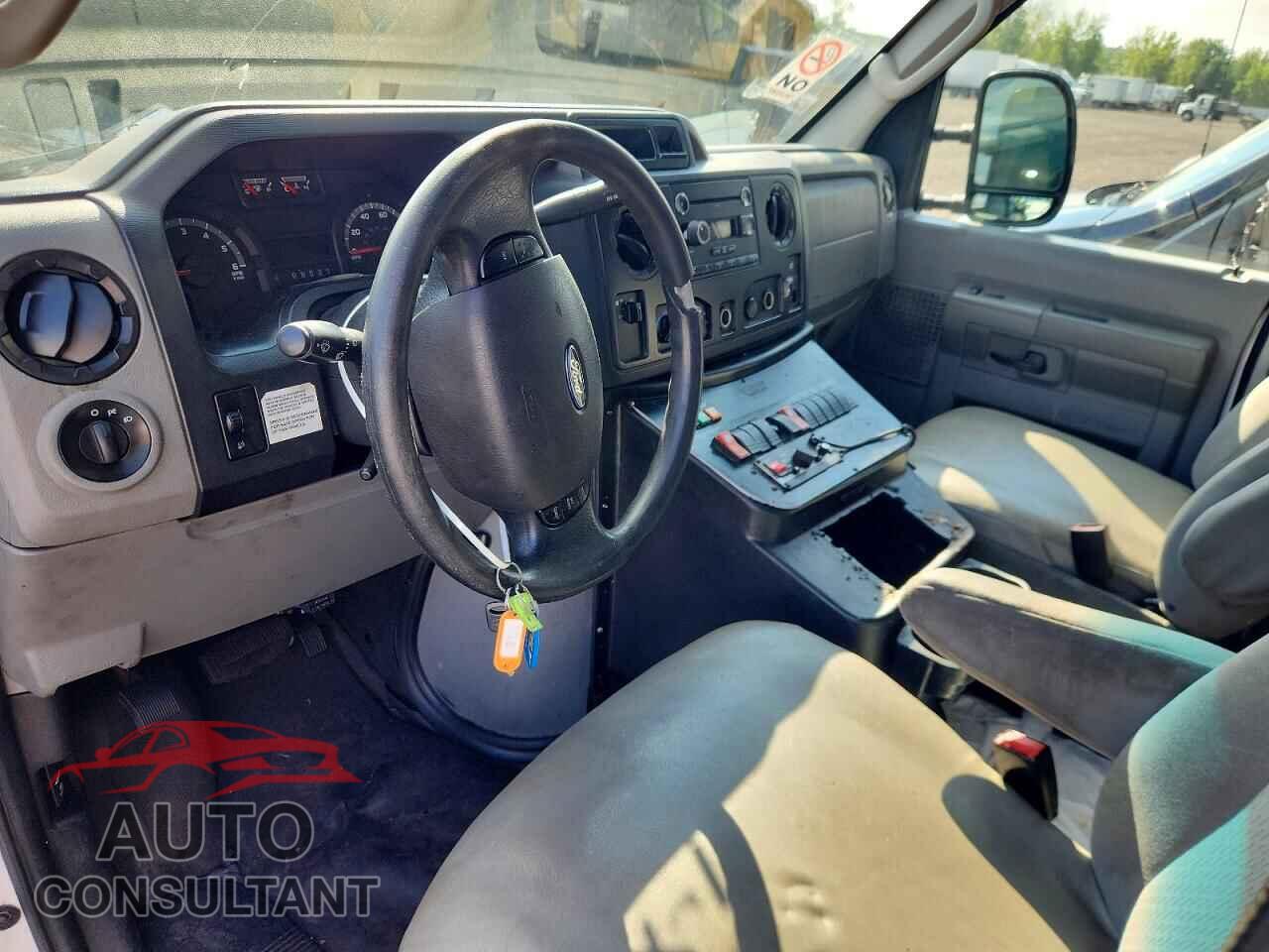 FORD ECONOLINE 2014 - 1FDSS3EL5EDB07127