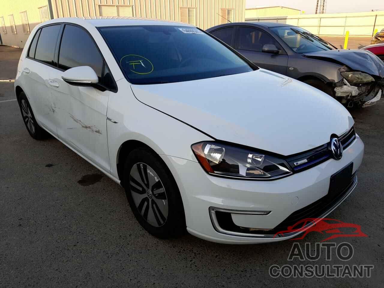 VOLKSWAGEN GOLF 2016 - WVWKP7AU6GW915151