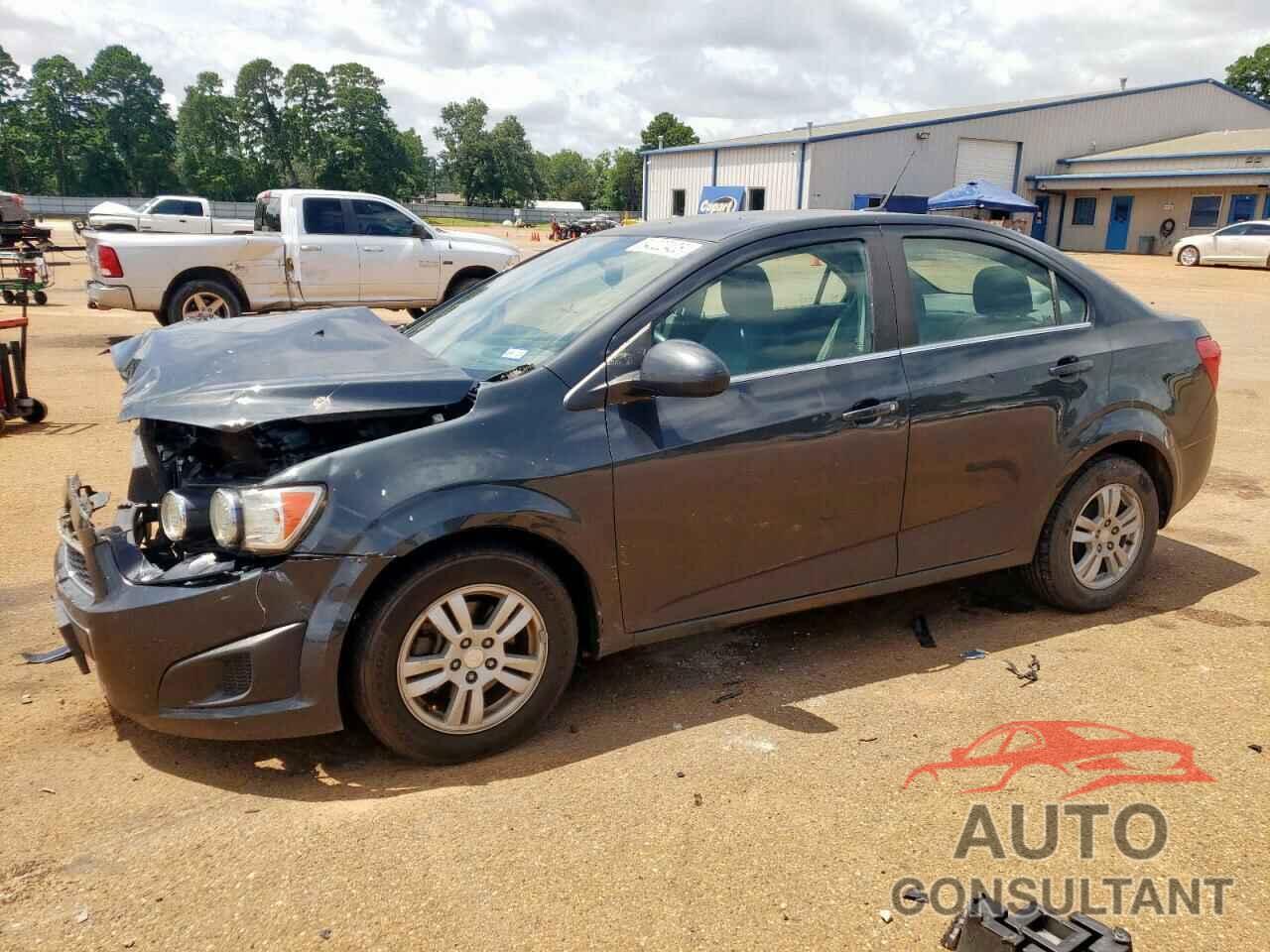 CHEVROLET SONIC 2014 - 1G1JC5SH6E4240190