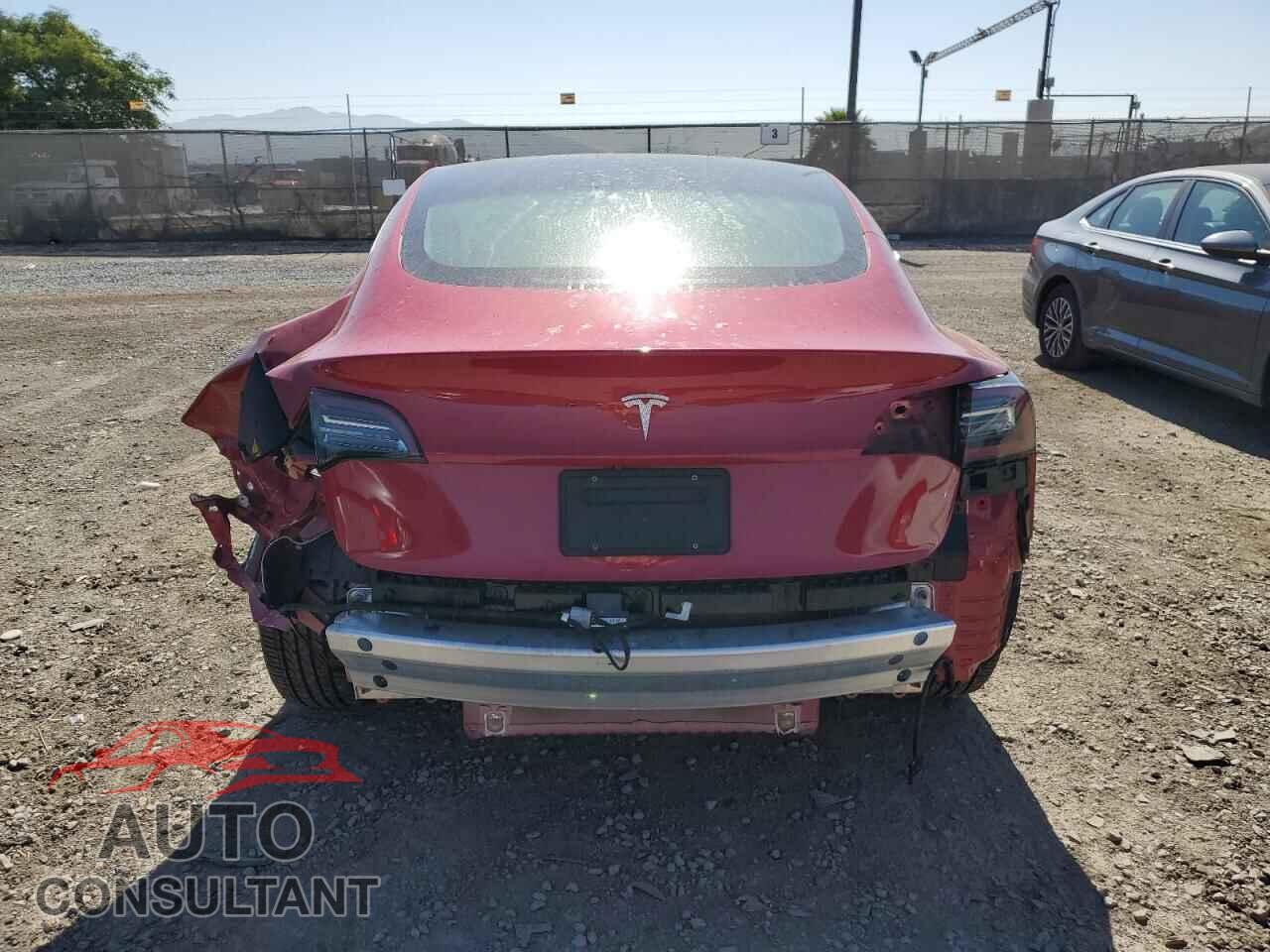 TESLA MODEL 3 2020 - 5YJ3E1EA0LF615823