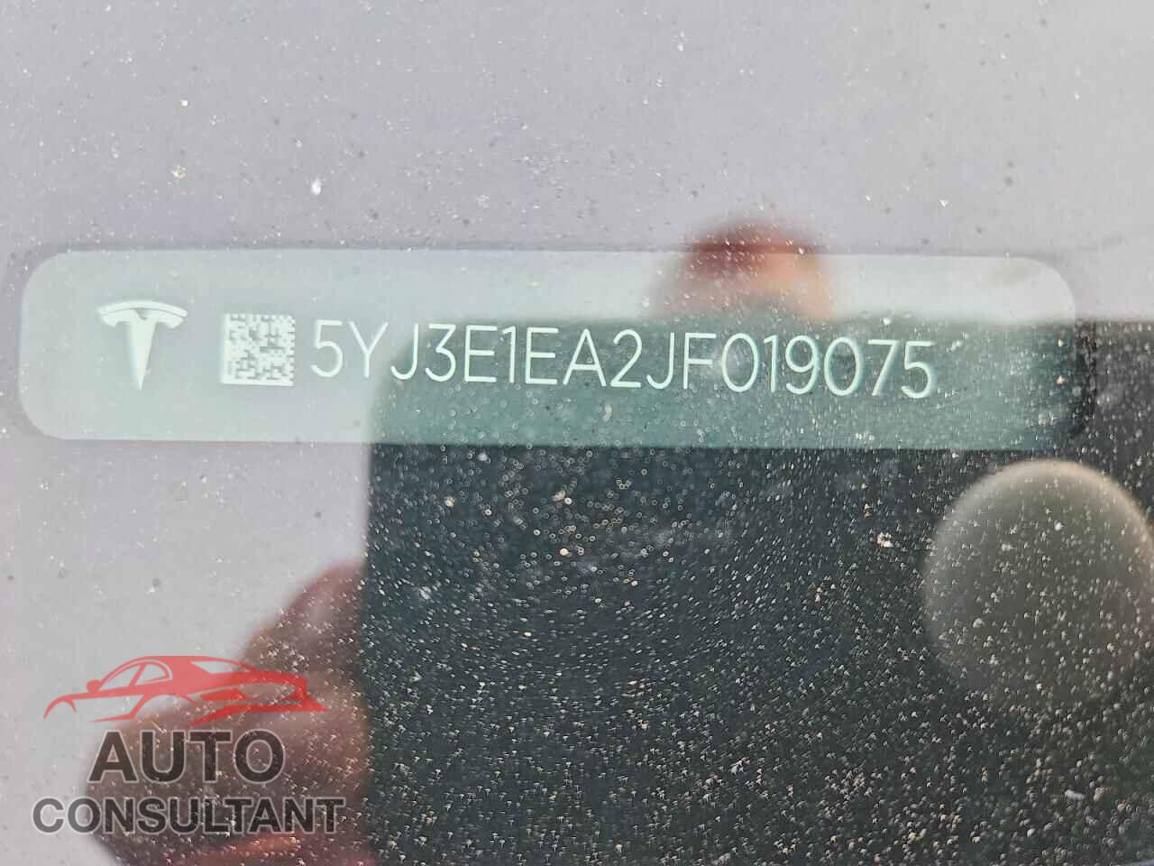 TESLA MODEL 3 2018 - 5YJ3E1EA2JF019075