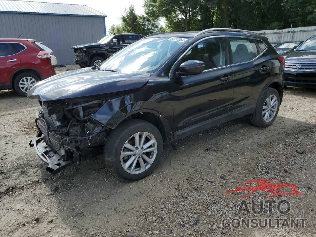 NISSAN ROGUE 2017 - JN1BJ1CP7HW019029