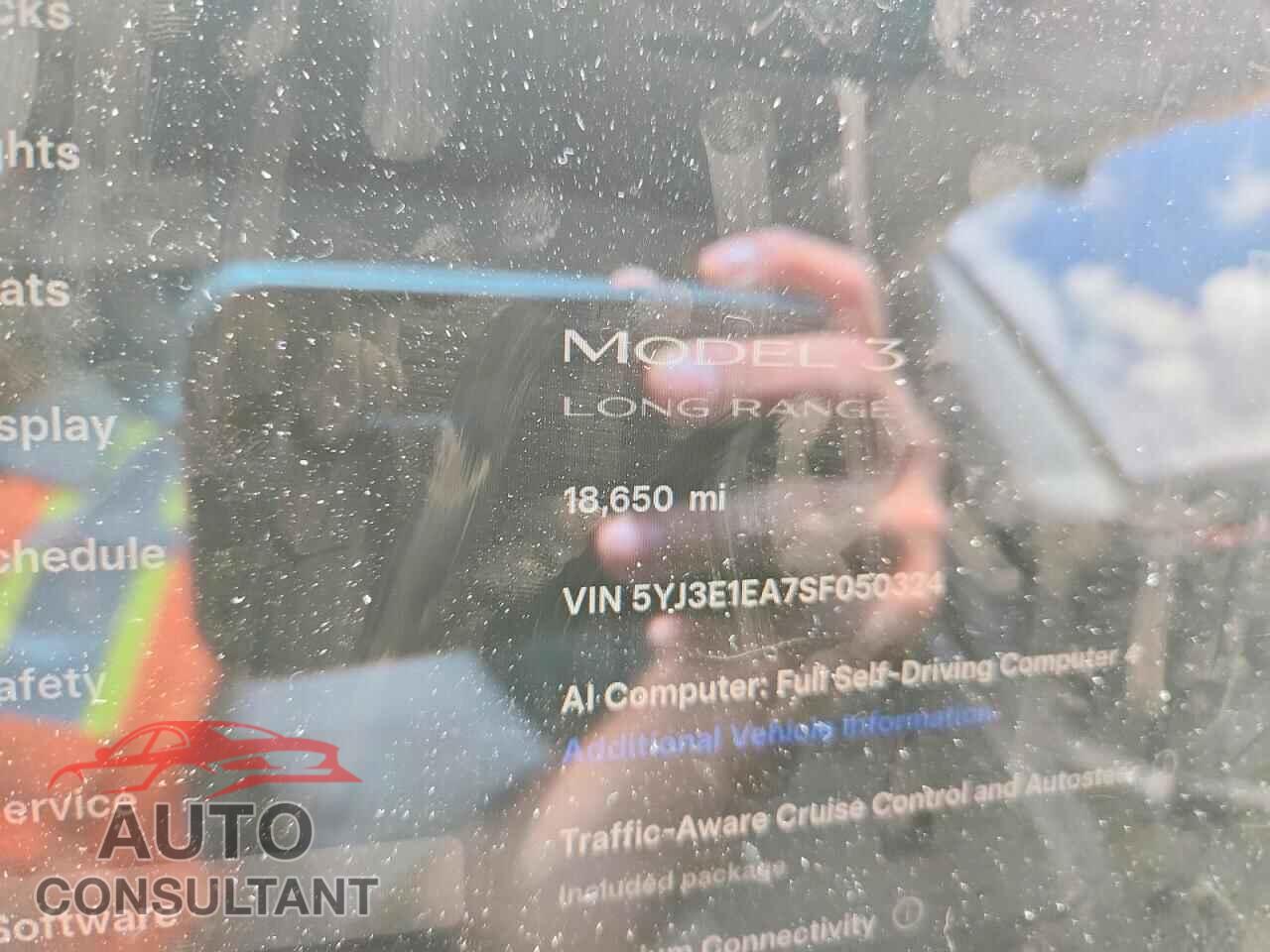 TESLA MODEL 3 2025 - 5YJ3E1EA7SF050324