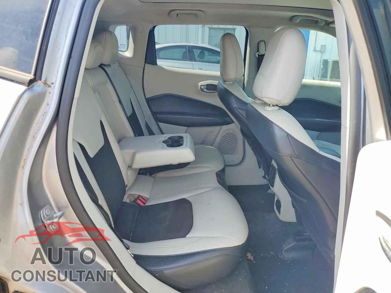 JEEP COMPASS 2017 - 3C4NJCBB3HT632525