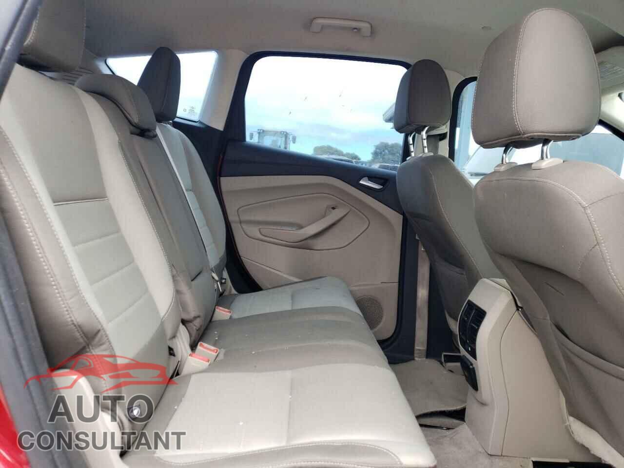 FORD CMAX 2015 - 1FADP5AU0FL102035