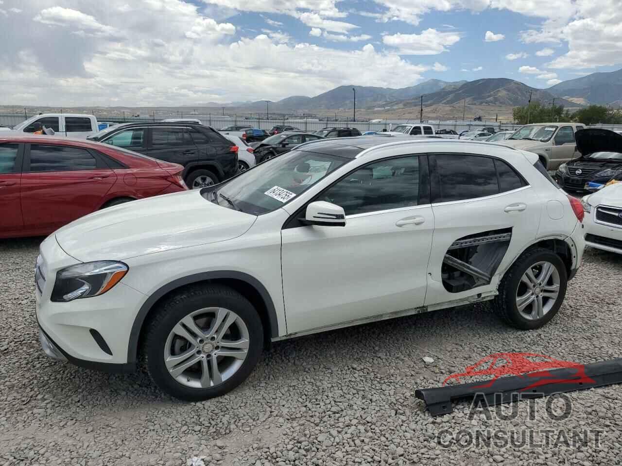 MERCEDES-BENZ GLA-CLASS 2017 - WDCTG4EB1HJ349274