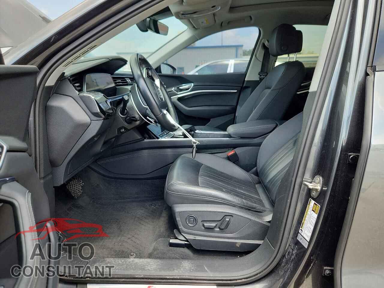 AUDI E-TRON 2021 - WA11AAGE7MB010103