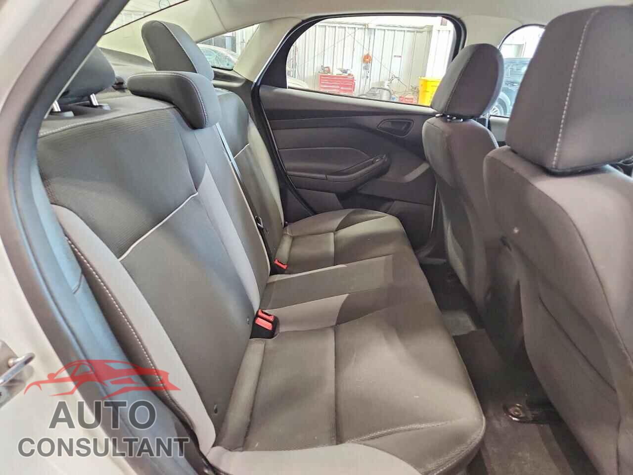 FORD FOCUS 2012 - 1FAHP3F28CL454823