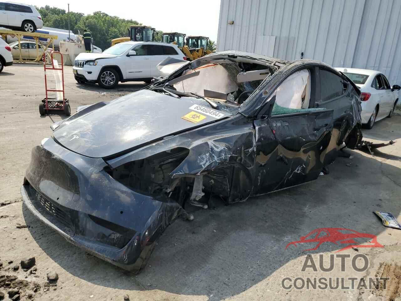 TESLA MODEL Y 2021 - 5YJYGDEE7MF229101