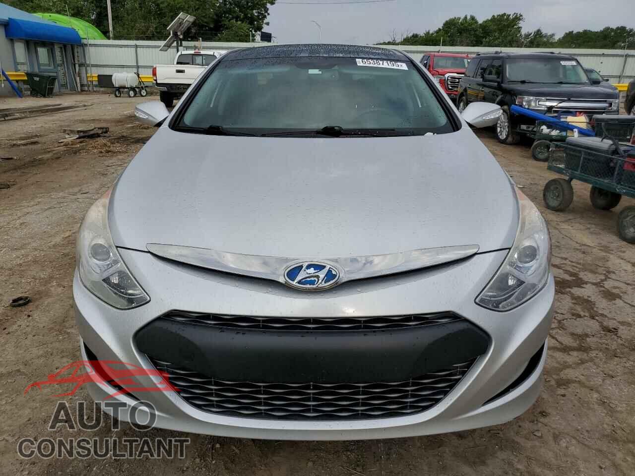 HYUNDAI SONATA 2014 - KMHEC4A40EA103809