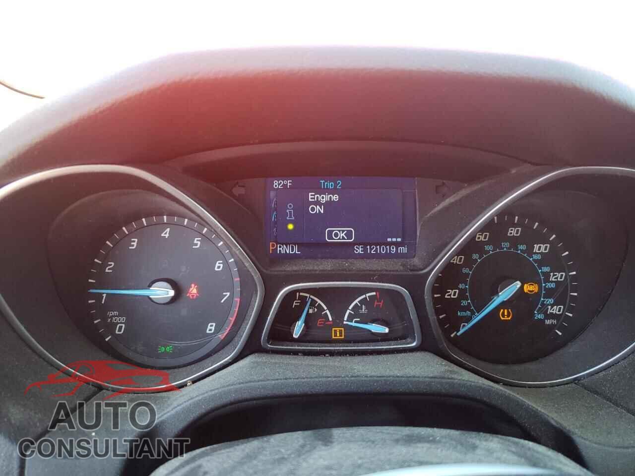 FORD FOCUS 2014 - 1FADP3F2XEL242104
