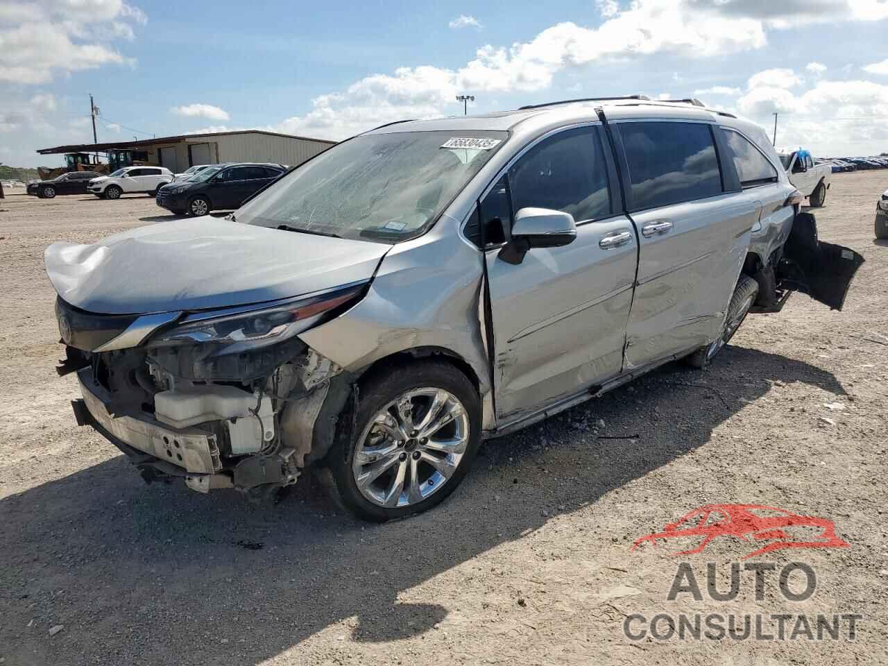 TOYOTA SIENNA 2022 - 5TDERKEC4NS092955