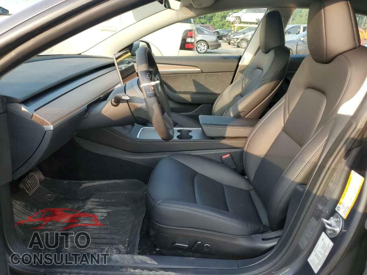 TESLA MODEL 3 2023 - 5YJ3E1EA5PF639699