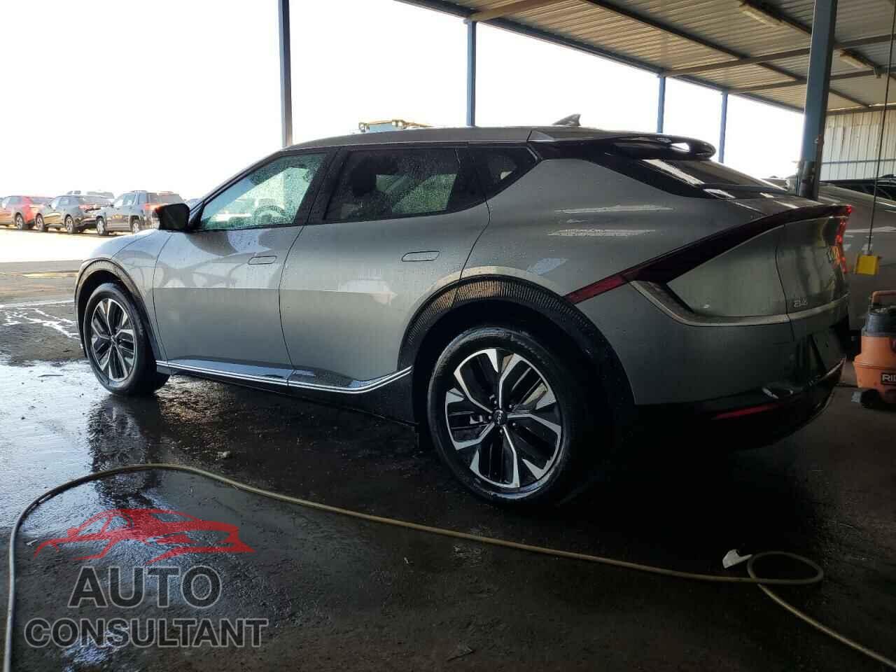 KIA EV6 LIGHT 2023 - KNDC3DLCXP5156559