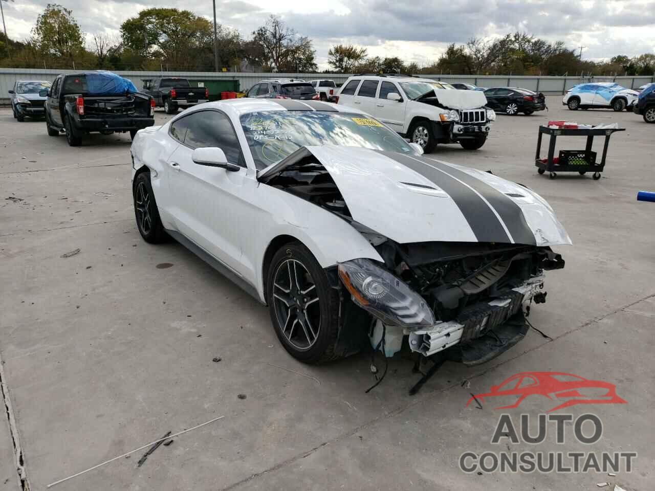 FORD MUSTANG 2018 - 1FA6P8TH4J5180096