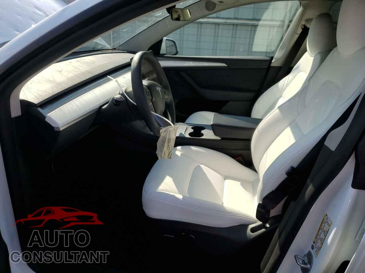 TESLA MODEL Y 2023 - 7SAYGDEE0PF853040
