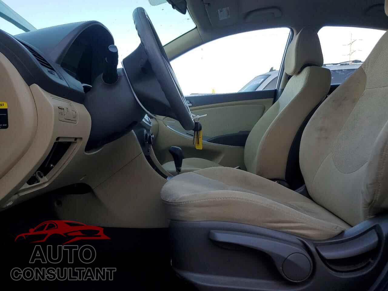 HYUNDAI ACCENT 2012 - KMHCT4AEXCU057420