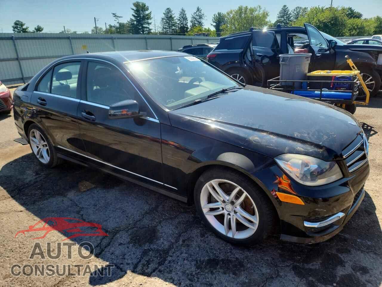 MERCEDES-BENZ C-CLASS 2014 - WDDGF8ABXEA944410