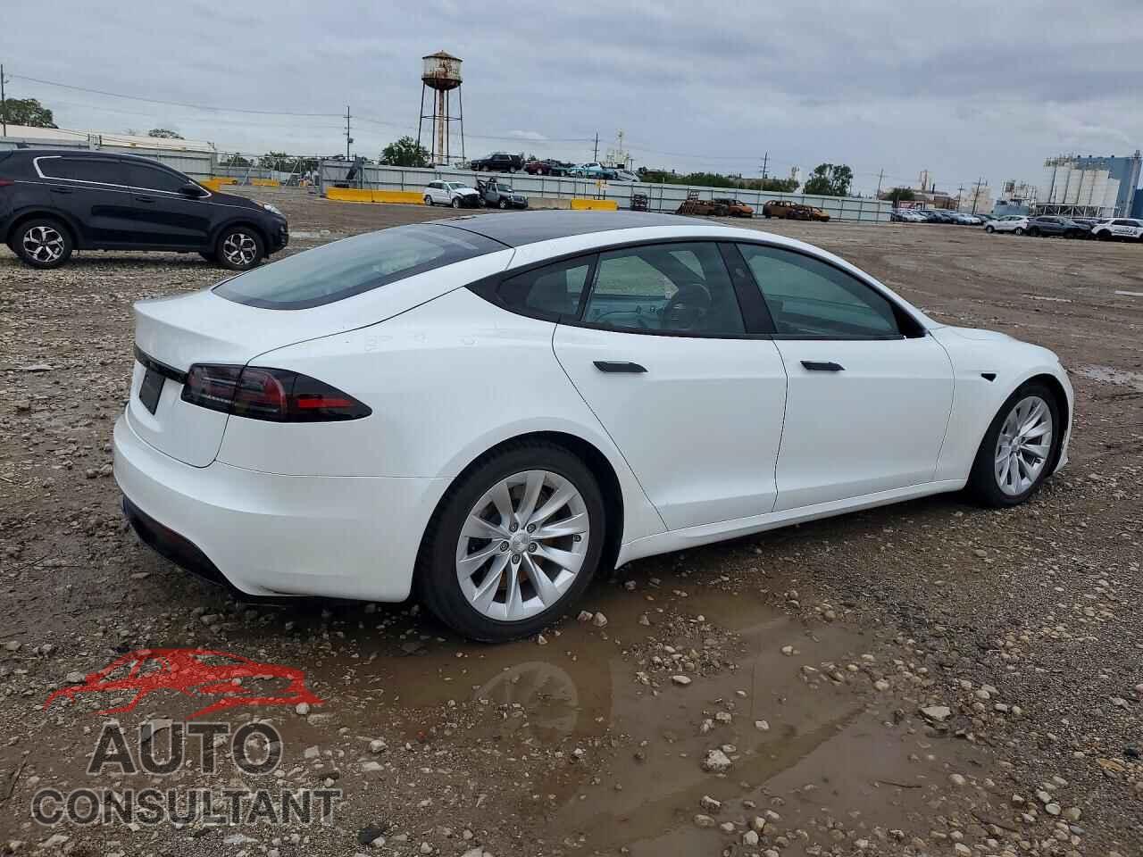 TESLA MODEL S 2023 - 5YJSA1E5XPF522078