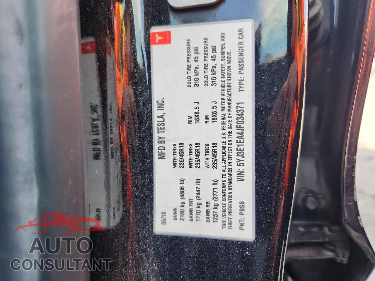 TESLA MODEL 3 2018 - 5YJ3E1EA4JF034371