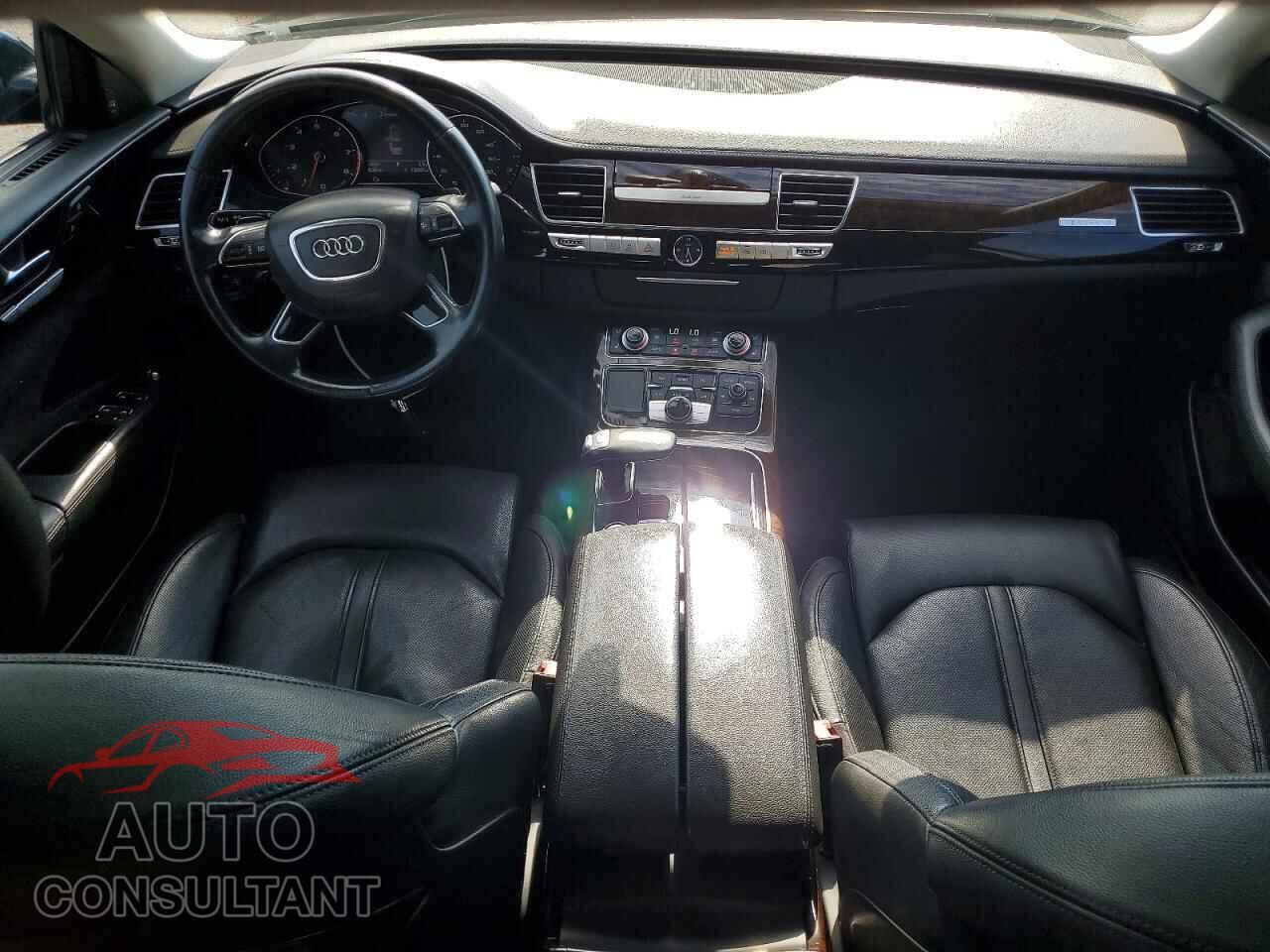 AUDI A8 2012 - WAURVAFDXCN008264