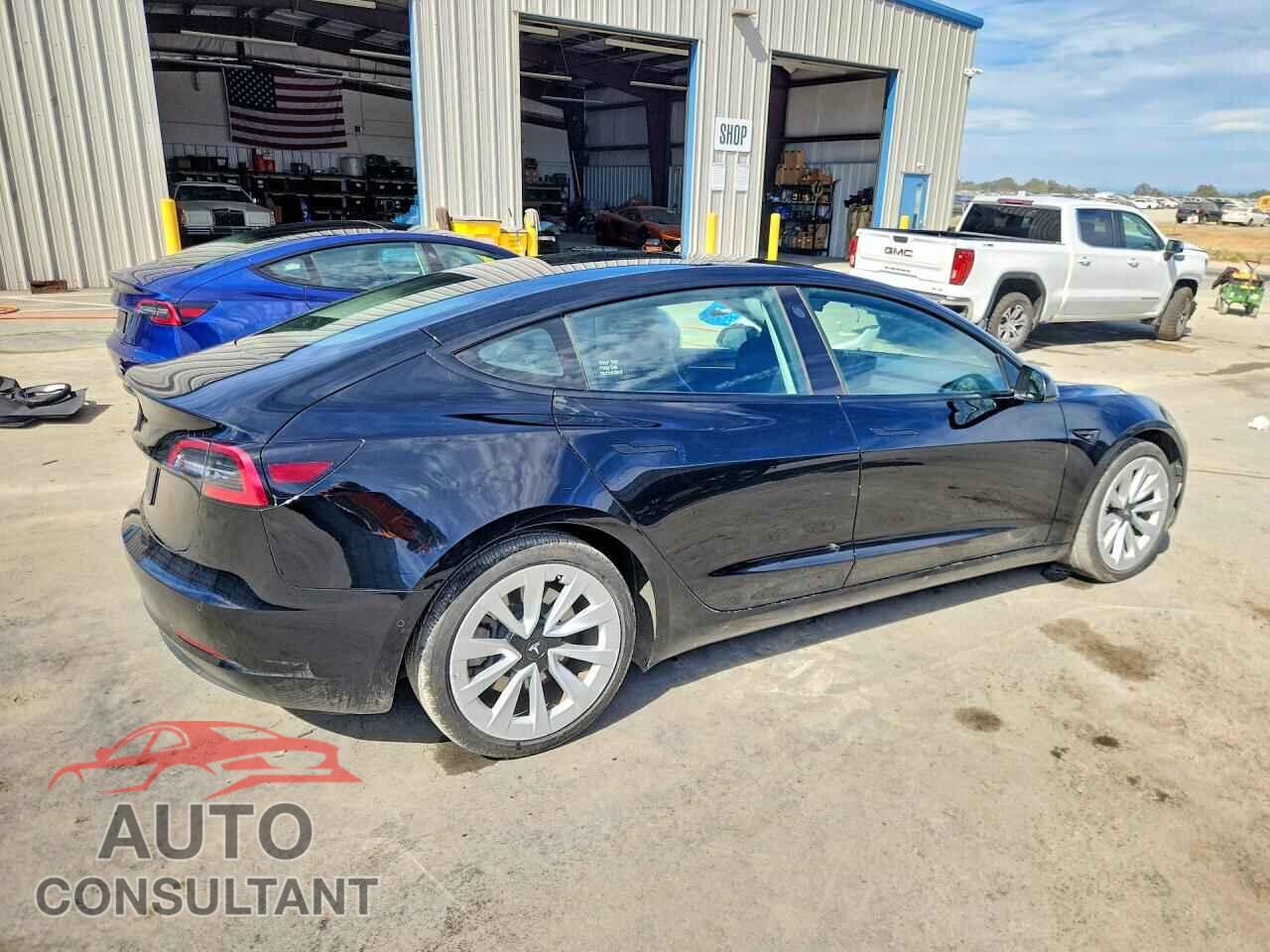TESLA MODEL 3 2022 - 5YJ3E1EA5NF370276