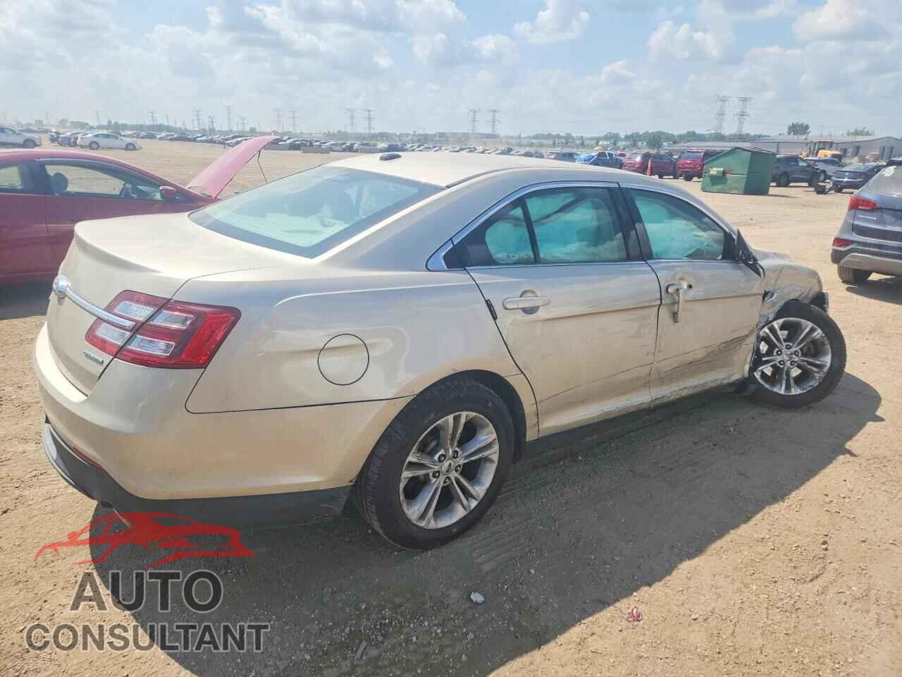FORD TAURUS 2017 - 1FAHP2D82HG105318