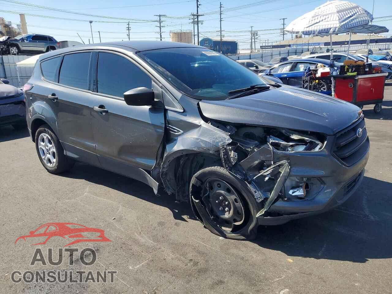 FORD ESCAPE 2017 - 1FMCU0F74HUB44706
