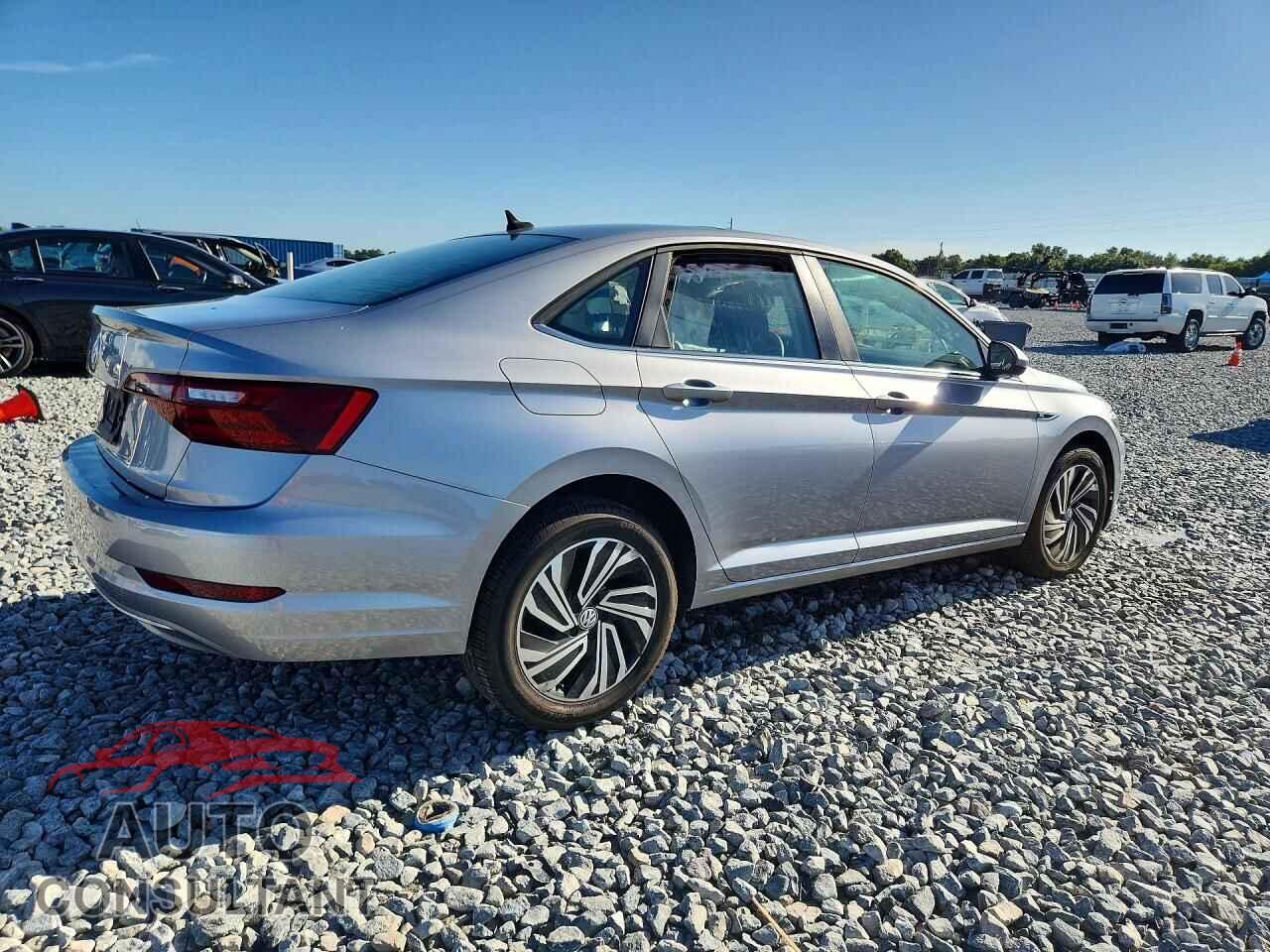 VOLKSWAGEN JETTA 2020 - 3VWEB7BU8LM046022